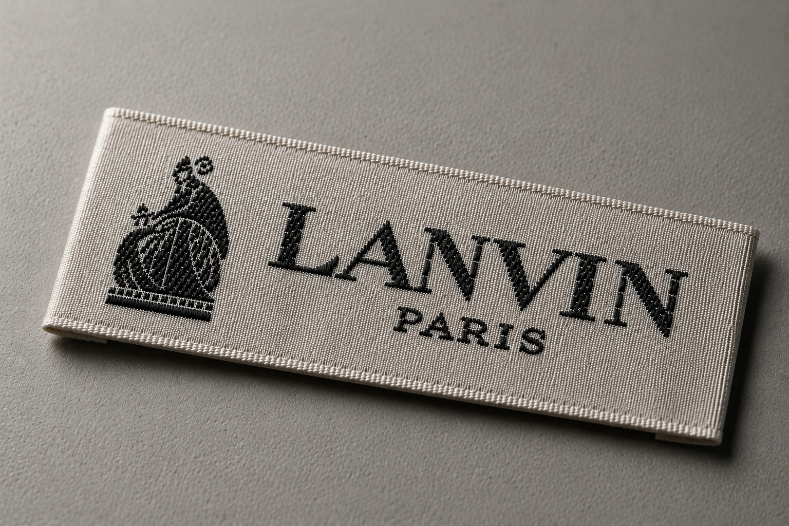 Étiquette tissée taffetas Lanvin Paris